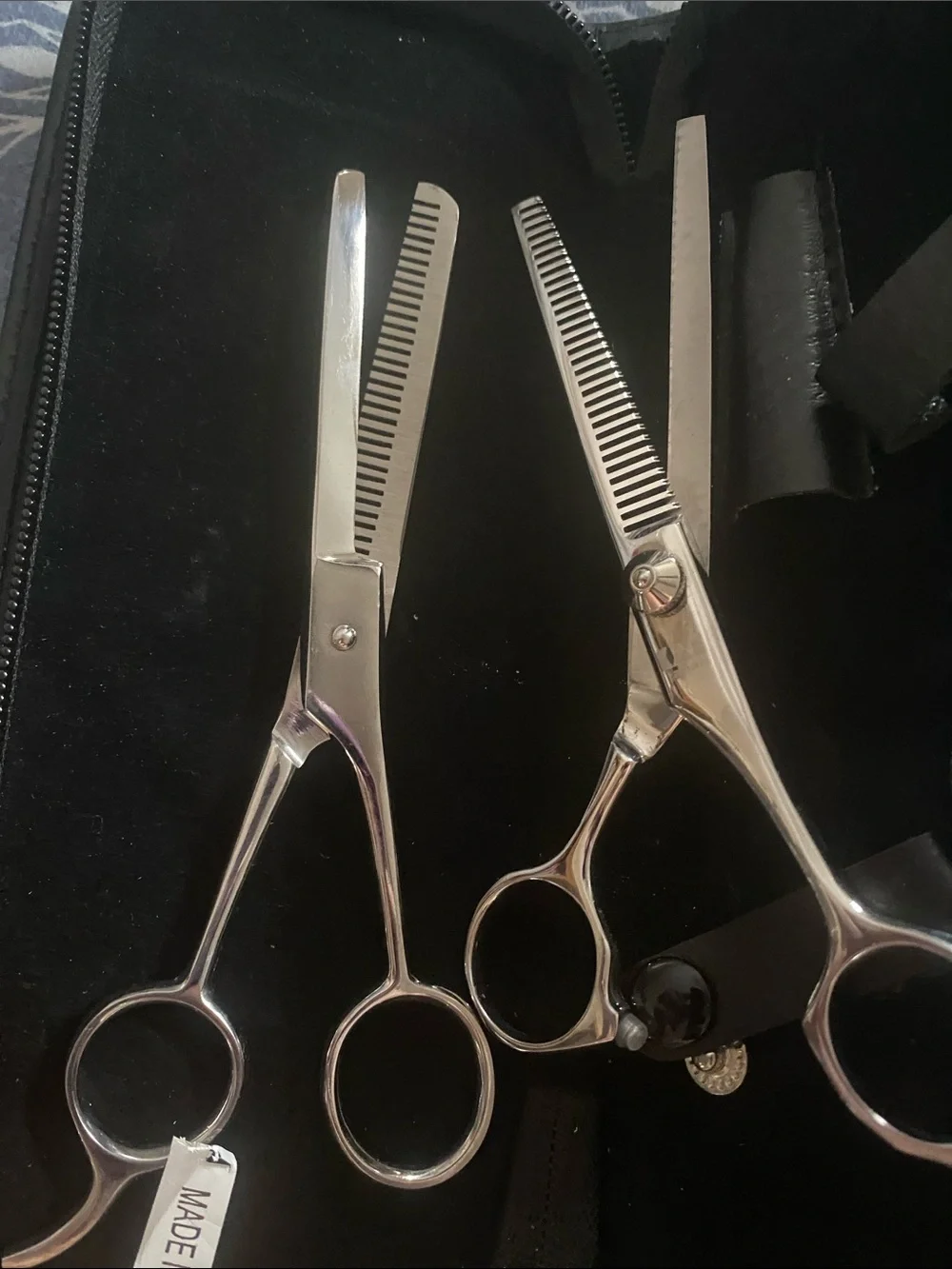 Professional new  KAI Stainless Steel Hairdressing pair thinning Scissors -